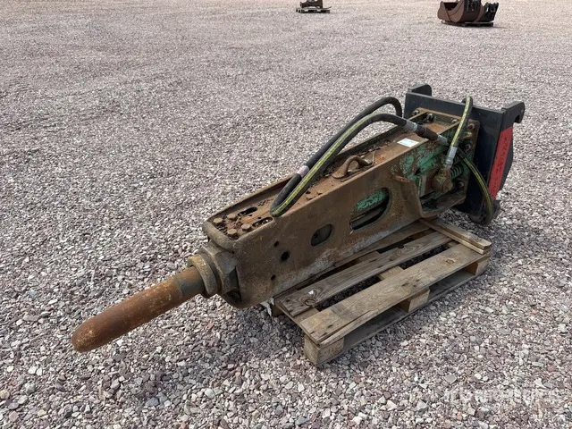 Hydraulic Breaker