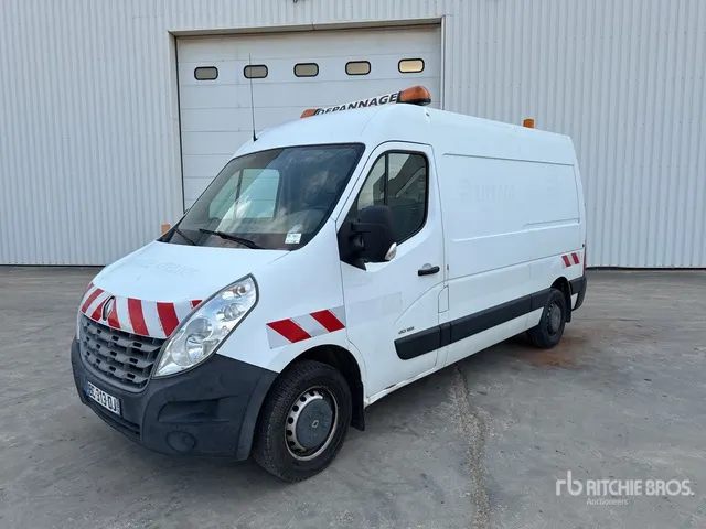 2010 Renault L2H2 TP3 Vehicule Utilitaire Cargo Van