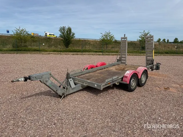 2017 Hubiere H212L14CF T/A Remorque Equipment Trailer