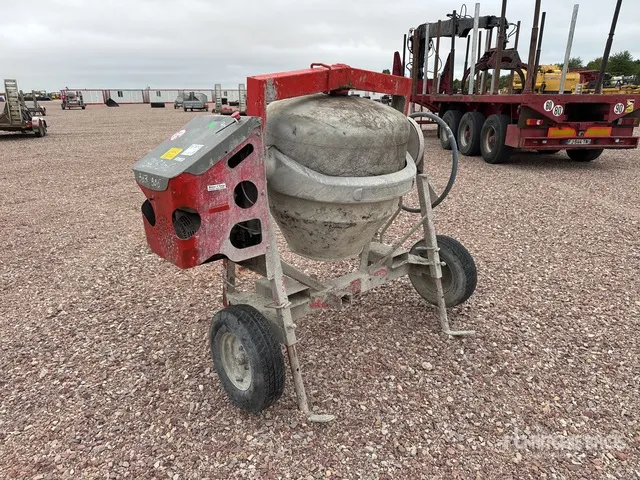 Altrad Betonniere Portable Concrete Mixer