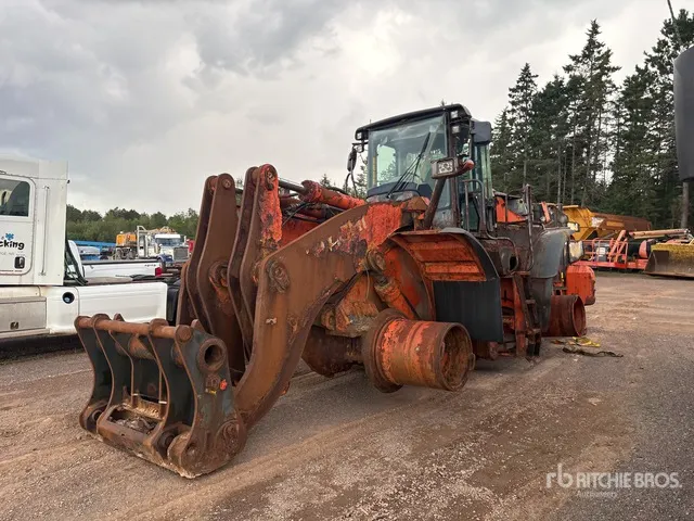 2018 Hitachi ZW370-5B Wheel Loader (Inoperable)