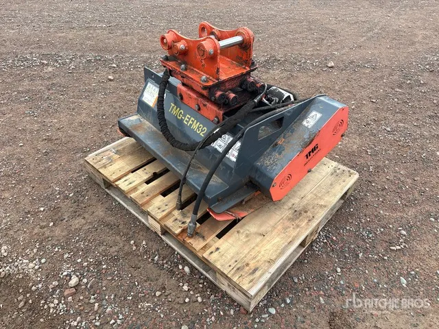 TMG EFM32 32 in Q/C Excavator Flail Mower