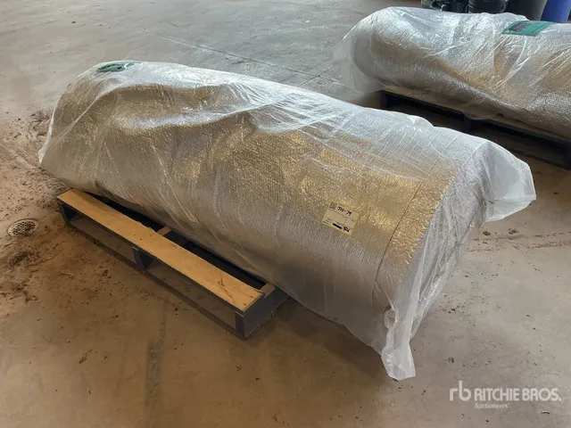 6.6 ft x 164 ft Bubble Aluminum Foil Reflective Insulation (Unused)