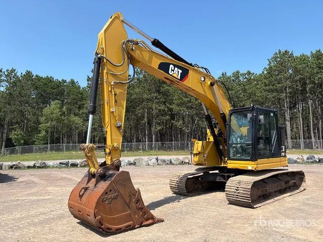2019 Cat 325F L CR Tracked Excavator