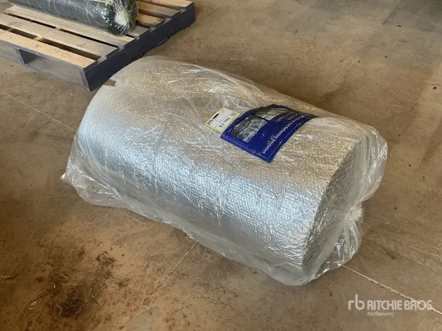 3.3 ft x 164 ft Bubble Aluminum Foil Reflective Insulation (Unused)
