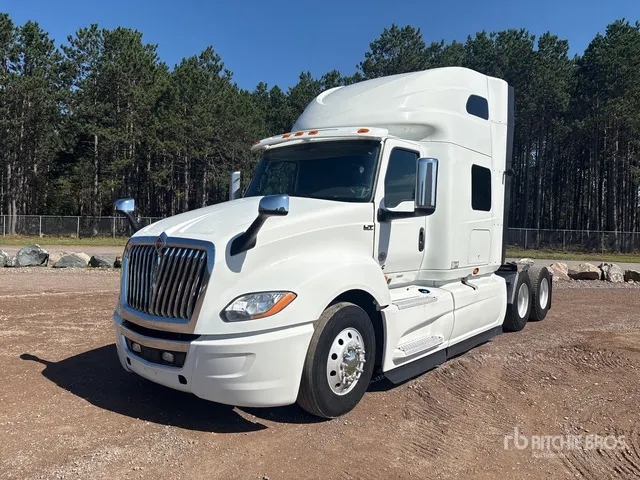 2021 International LT625 6x4 T/A Sleeper Truck Tractor