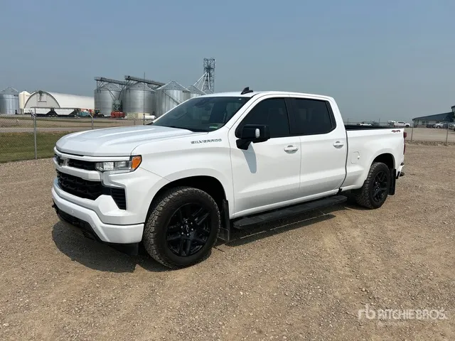 2024 Chevrolet Silverado 1500 RST 4x4 Crew Cab Pickup