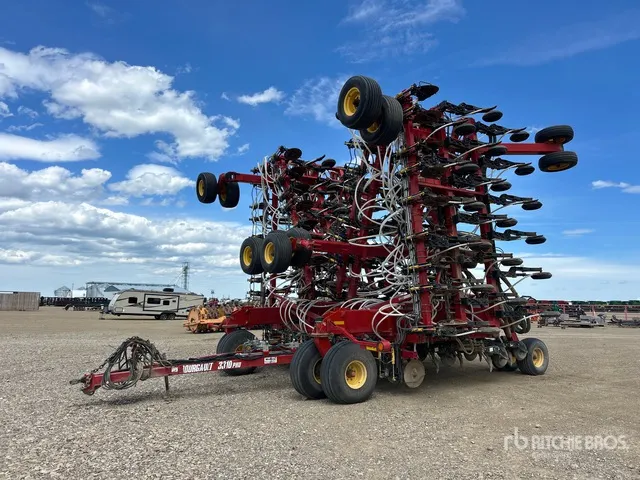 2011 Bourgault 3310 PHD 75 ft Air Drill