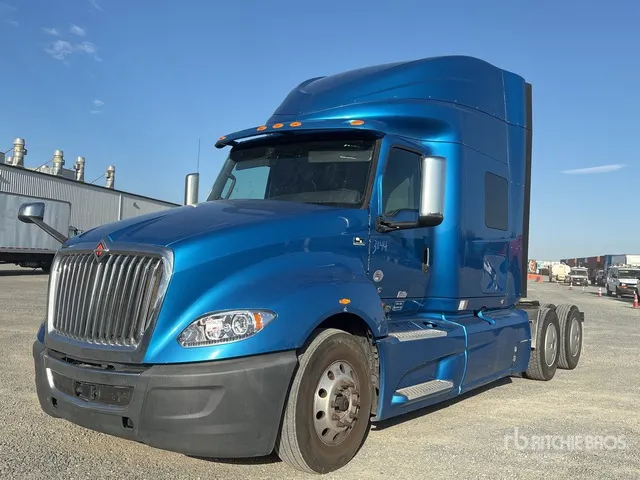 2020 International LT625 6x2 T/A Sleeper Truck Tractor