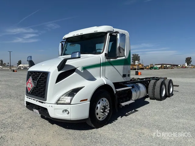 2018 Volvo VNR200 6x4 Cab and Chassis