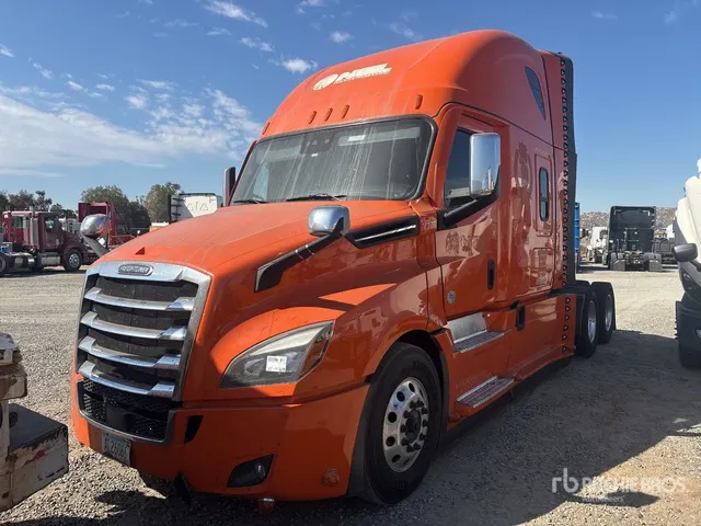 2023 Freightliner Cascadia 126 6x4 T/A Sleeper Truck Tractor