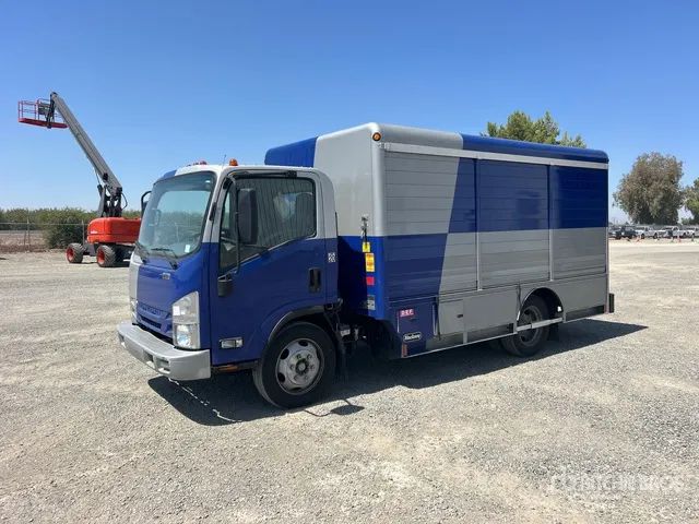 2017 Isuzu NQR 4x2 6 Bay Beverage Truck