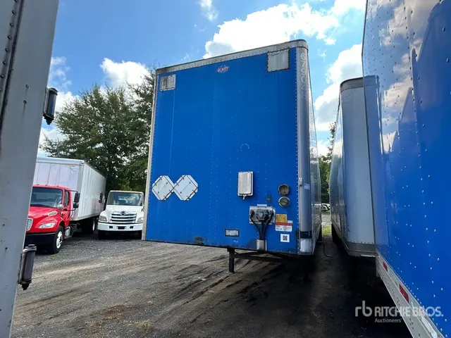 2014 Utility 53 ft x 102 in T/A Van Trailer