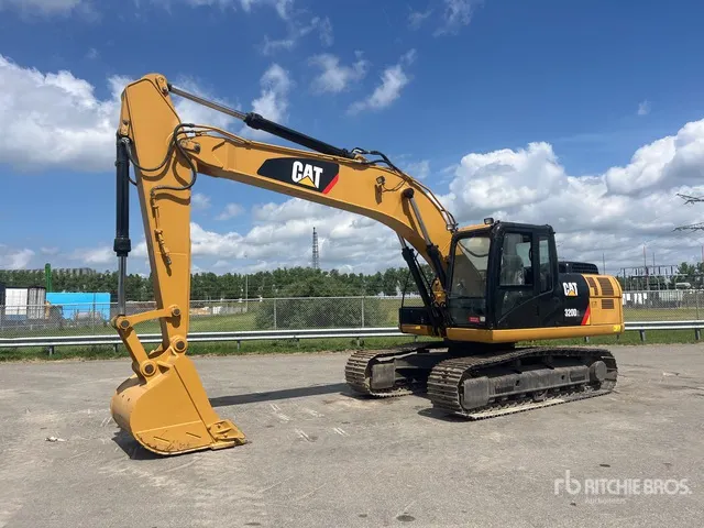 Cat 320D2 Tracked Excavator