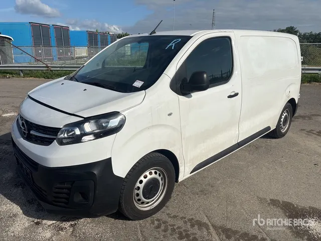 2022 Opel Vivaro 1.5 D Cargo Van (Inoperable)