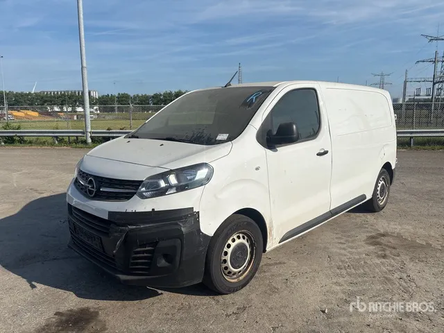 2023 Opel Vivaro 1.5 D Cargo Van (Inoperable)