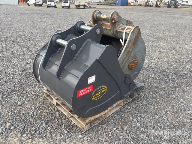 Quantity of (2) Strickland Digging Excavator Bucket - Fits Hitachi ZX130 (Unused)