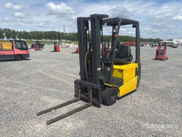 2008 Nissan 1N1L18Q 1750 kg Electric Forklift