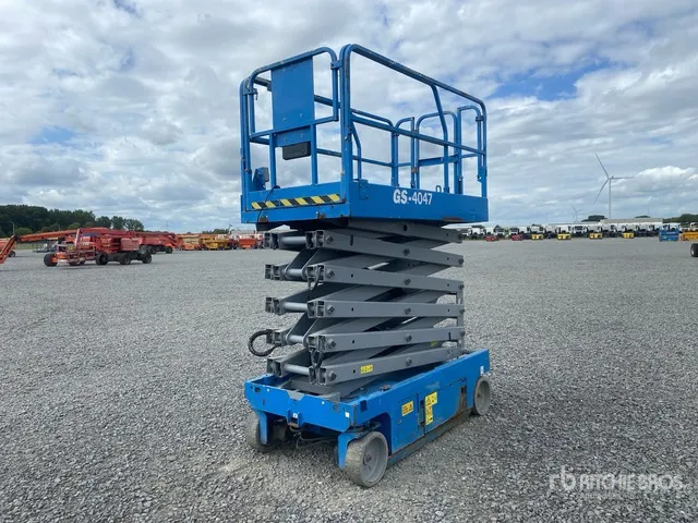 2016 Genie GS-4047 Electric Scissor Lift