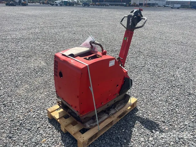 2012 Bomag BRP70/70D Vibratory Plate Compactor