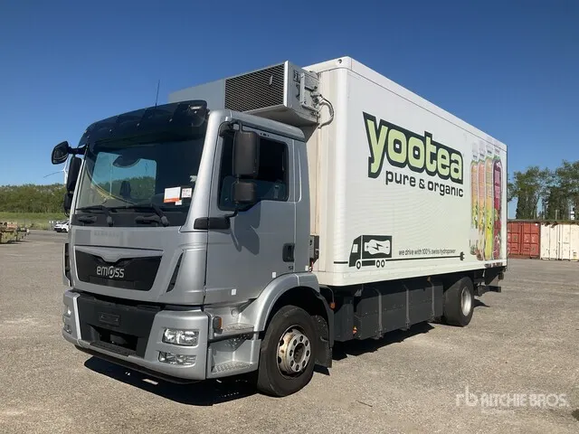 2017 Man/Emoss TGM 15.250 4x2 Electric Refrigerated Truck (Inoperable)