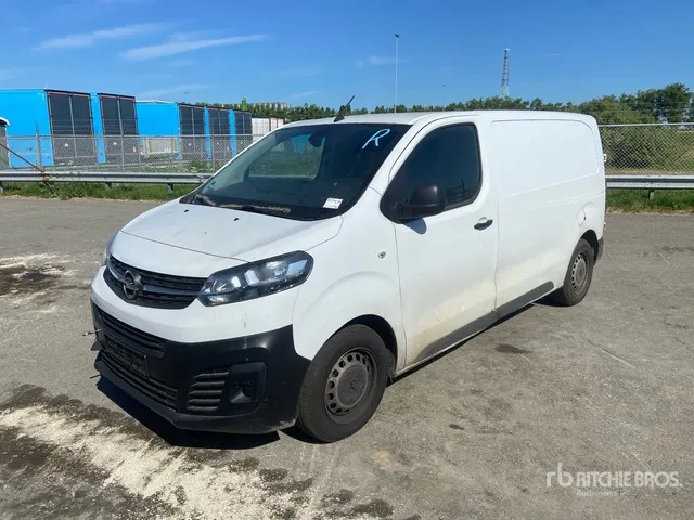 2023 Opel Vivaro 1.5 D Cargo Van (Inoperable)