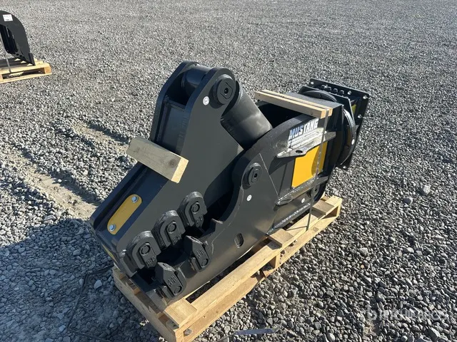 2026 Mustang RH12 Rotating Demolition Pulverizer (Unused)