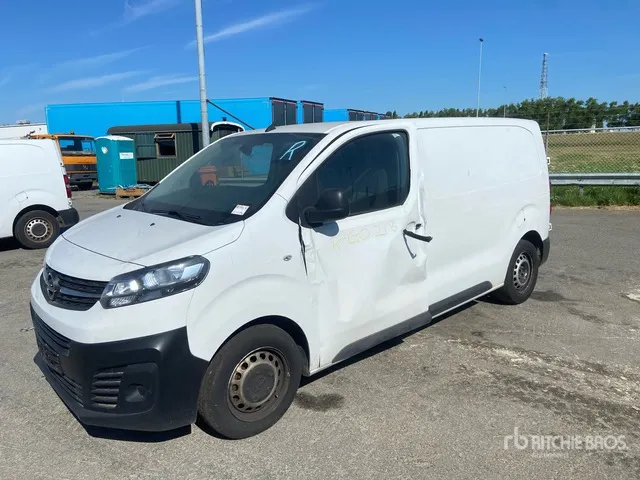 2023 Opel Vivaro 1.5 D Cargo Van (Inoperable)