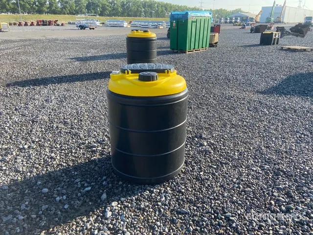 2026 Emiliana Serbatoi QUIOIL 300 300 L Poly Fuel Tank (Unused)
