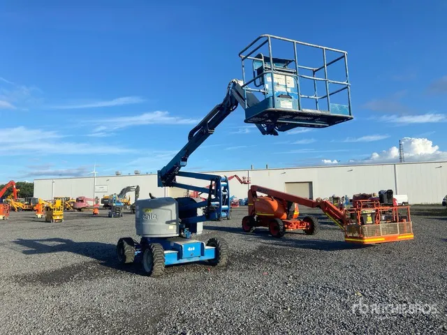 2013 Genie Z4525J 4WD Diesel Articulating Boom Lift