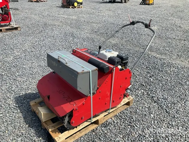 2014 Rota dairox SD 700 Quantity Of Rental Equipment Lawn Mower