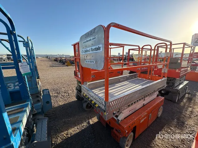 2018 Snorkel S3215L Electric Scissor Lift