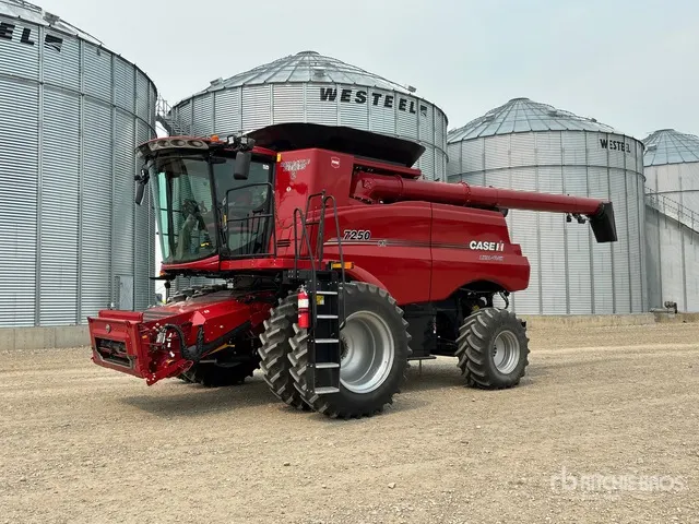2021 Case IH 7250 Combine Harvester