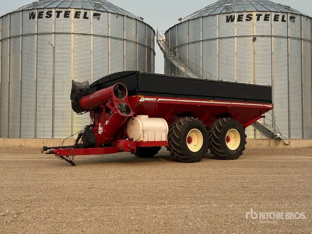 2017 Brent 2096 2000 bu T/A Grain Cart