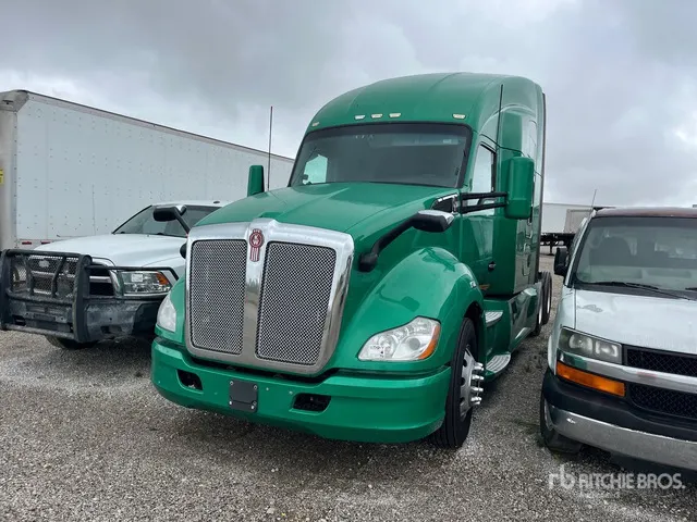 2020 Kenworth T680 6x4 T/A Sleeper Truck Tractor (Inoperable)