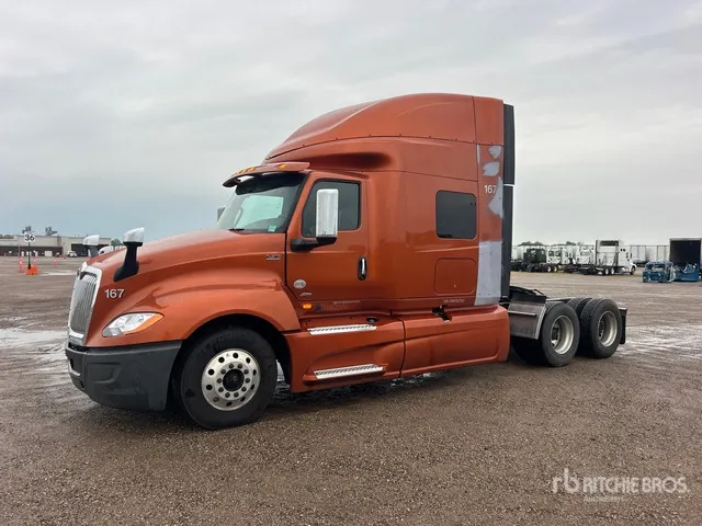 2022 International LT625 6x4 T/A Sleeper Truck Tractor