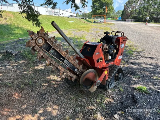 2021 Ditch Witch C24X Tracked Trencher