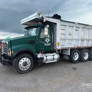 2005 Mack CV713 8x4 Tri/A Dump Truck