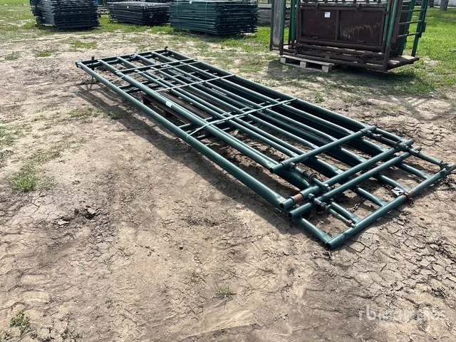 Quantity of (4) Hi-Hog Steel Livestock Gate