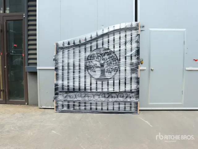 2026 Suihe NG-14T-1 14 ft Wrought Iron Bi-Parting Driveway Gate (Unused)