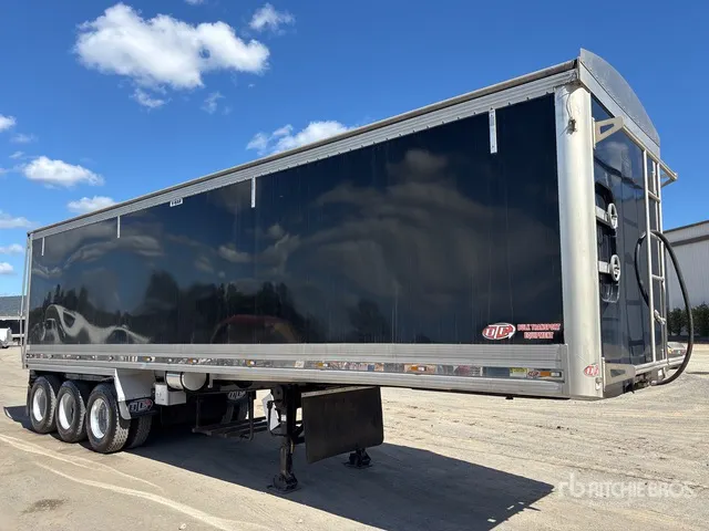 2021 BTE 10.6 m Tri/A End Dump Trailer