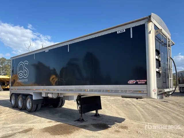 2021 BTE 10.6 m Tri/A End Dump Trailer
