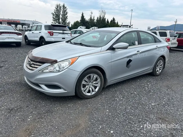 2013 Hyundai SONATA Automobile (Inoperable)