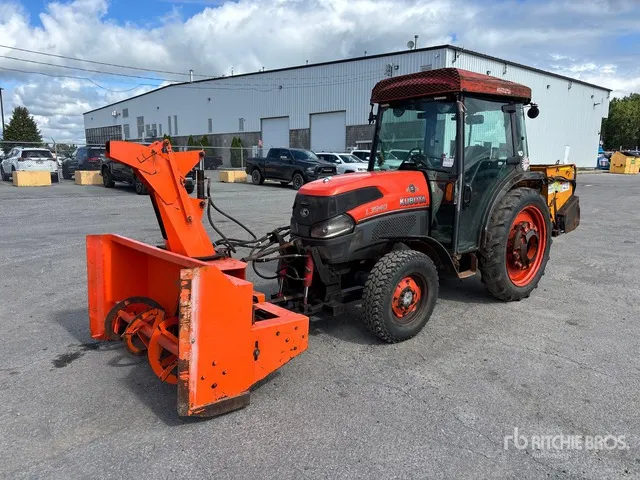 2012 Kubota L3940 4WD Utility Tractor