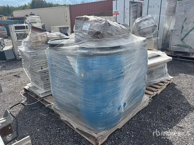 Quantity of (4) Pallets of Flooring System
