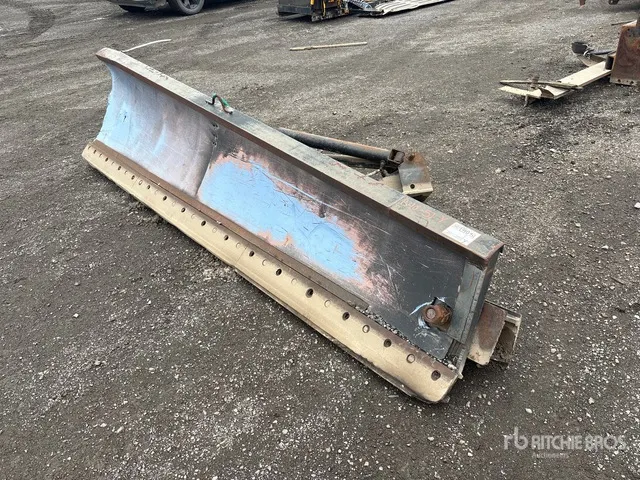 Hydraulic 10 ft 8 in Side Wing - Fits Truck