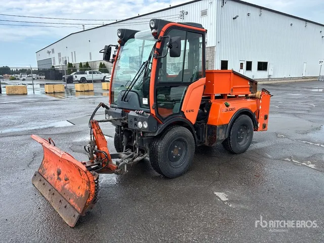 2013 Holder C270 Sidewalk Plow