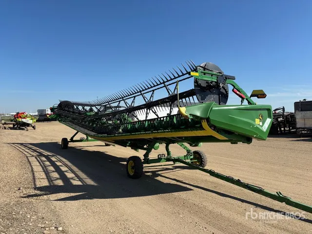 2023 John Deere HD45R 45 ft Hinged Draper Combine Header
