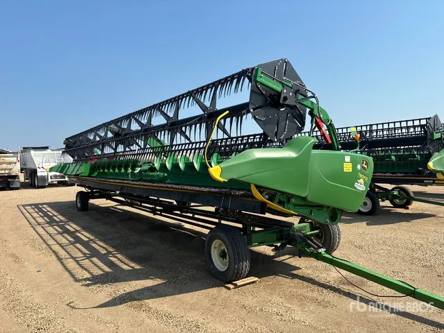 2019 John Deere 740FD 40 ft Flex Draper Combine Header