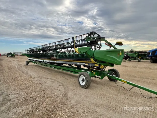 2024 John Deere HD50R 50 ft Hinged Draper Combine Header